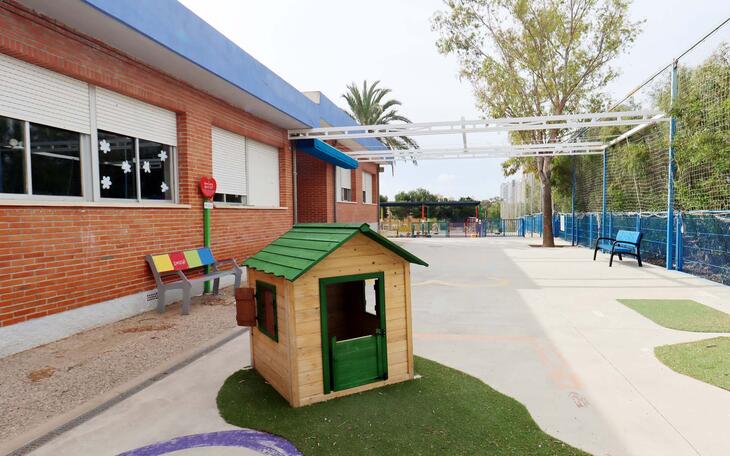 Benidorm recaba las necesidades de los centros educativos para ejecutar los fondos para climatizar aulas anunciados por la Generalitat  